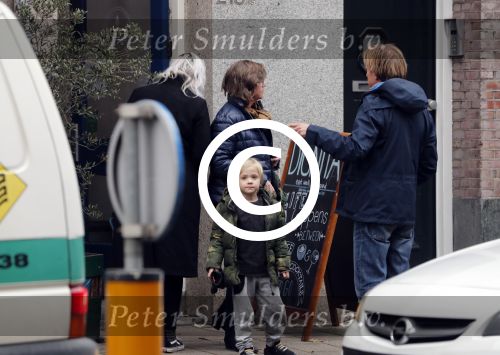 Amsterdam 1 december 2016
Liesbeth kamerling en haar broer uit eten met hun vader en moeder (ouders) bij restaurant Dignita in Amsterdam zuid.