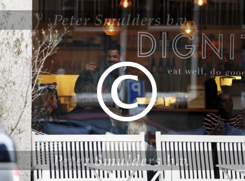 Amsterdam 1 december 2016
Liesbeth kamerling en haar broer uit eten met hun vader en moeder (ouders) bij restaurant Dignita in Amsterdam zuid. Man Liesbeth Kamerling