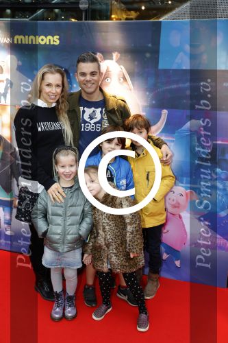 Amsterdam 10 december 2016
Premiere Sing in pathe arena. Maaike Dorsteen met gezin