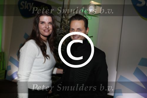 Amsterdam 7 december 2016
Sky radio Christmas tree event met oa Daphne en Emma Deckers Ronald de Boer Gers Pardoel Wilfred Genee Renate Verbaan en Bracha v Doesburgh. Fred v Leer en Manon Meijers zijn de jury. Marlayne Sahupala presenteert het geheel in het college hotel.