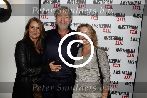 Amsterdam 22 november 2016
Presentatie Amsterdam XXXL magazine uitgegeven door Mark Teurlings bij gassan diamonds.