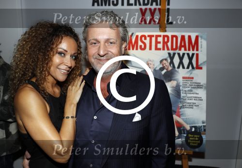 Amsterdam 22 november 2016
Presentatie Amsterdam XXXL magazine uitgegeven door Mark Teurlings bij gassan diamonds. Yvette Teurlings