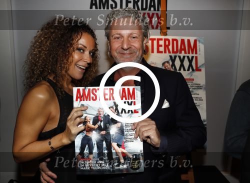 Amsterdam 22 november 2016
Presentatie Amsterdam XXXL magazine uitgegeven door Mark Teurlings bij gassan diamonds. Yvette Teurlings