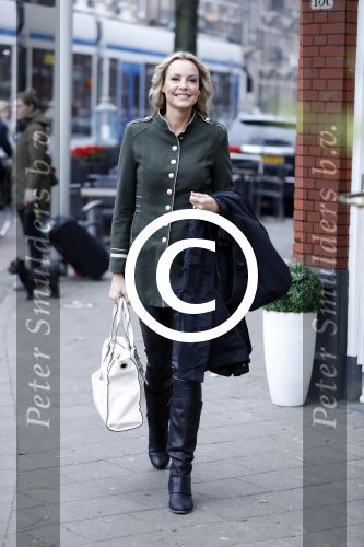 Amsterdam 17 december 2016 
Opening winkel Nynke Wynia door vriendin Micky Hoogendijk