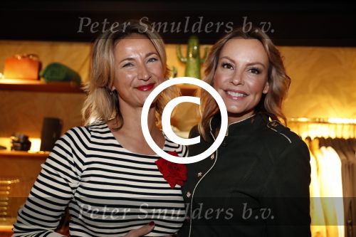 Amsterdam 17 december 2016 
Opening winkel Nynke Wynia door vriendin Micky Hoogendijk