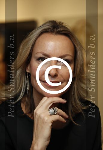 Amsterdam 19 november 2016
Micky Hoogendijk staat met foto\'s op de Amsterdam Pan beurs. Annette de Vries interviewt haar.