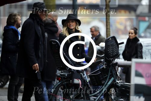 Amsterdam 9 december 2016
Nicolette v Dam heeft opnames voor commercial Rituals op de cornelis schuytstraat