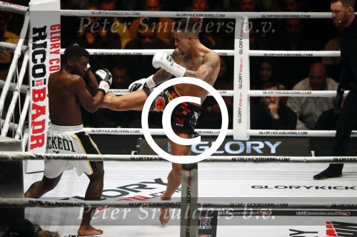 Oberhausen 10 december 2016
Nieky Holzen verliest zijn wereldtitel aan Cedric Doumbe uit Frankrijk tijdens de GLORY COLLISION in Oberhausen.
