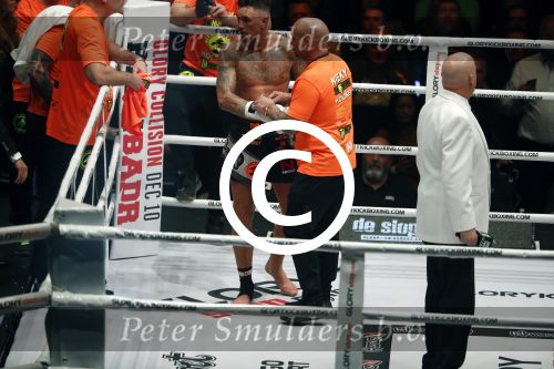 Oberhausen 10 december 2016
Nieky Holzen verliest zijn wereldtitel aan Cedric Doumbe uit Frankrijk tijdens de GLORY COLLISION in Oberhausen.
