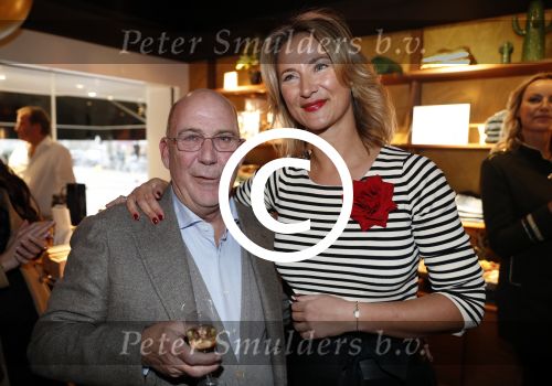 Amsterdam 17 december 2016 
Opening winkel Nynke Wynia door vriendin Micky Hoogendijk