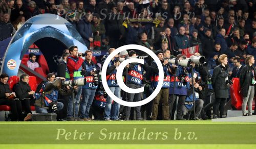 Eindhoven, 6 December 2016 Laatse groepswedstrijd in de Champions League Seizoen 2016/2017 PSV-FC Rostov, eindstand 0-0 en uitschakeling voor het gehele Europese Voetbal.
Persfotografen voor de trainersbank