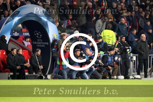 Eindhoven, 6 December 2016 Laatse groepswedstrijd in de Champions League Seizoen 2016/2017 PSV-FC Rostov, eindstand 0-0 en uitschakeling voor het gehele Europese Voetbal.
Persfotografen voor de trainersbank