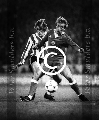 Eindhoven, 24 Oktober Seizoen 1981/1982
PSV-AJAX, eindstand 3-0