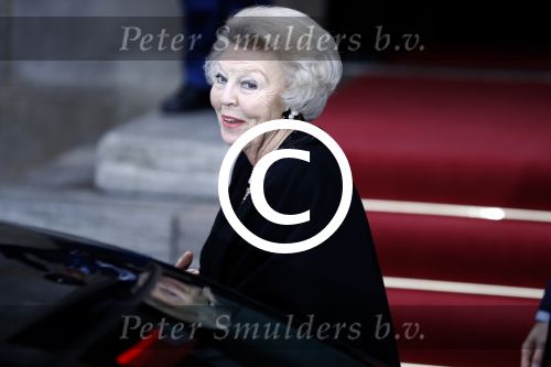 Amsterdam 15 december 2016  
Uitreiking prins Claus prijzen met aanwezig Koning Willem Alexander Koningin Maxima Prinses Beatrix Prinses Laurentien en Prinses Mabel. Vindt plaats in paleis op de dam.