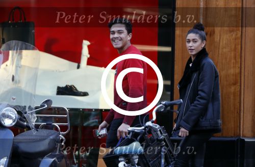 Amsterdam 3 december 2016
Quincy Kluivert met zijn vriendin Shayna Senior op de pc hooftstraat