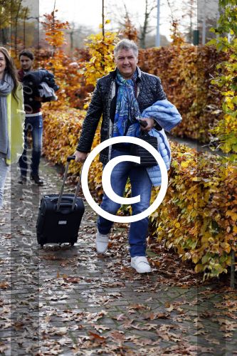 Kaatsheuvel 16 november 2016
Opnames videoclip Toppers met Rene Froger Gerard Joling Jeroen v d Boom Maxim Froger Danny Froger Lee Towers Andre Hazes jr O Gene en Maan. Opnames vonden plaats in de efteling.