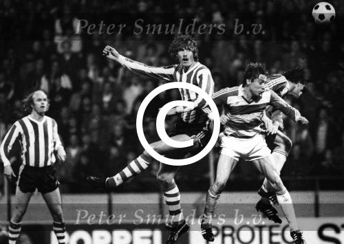 PSV-Rapid Wien, eindstand 2-1
2e ronde UEFA Cup
Rob Landsbergen Huub Stevens en Ruud Geels