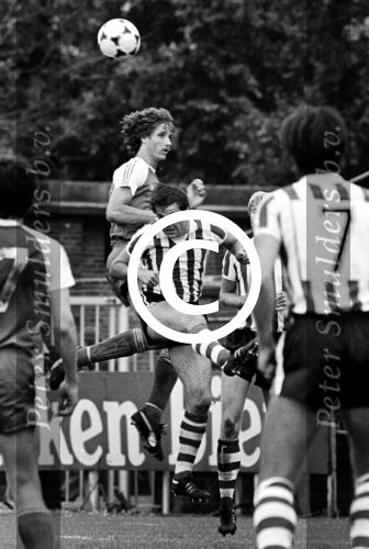 Rotterdam, 24 mei 1981
PSV-SPARTA, eindstand 3-0
Rob Landsbergen 

PETER SMULDERS BV