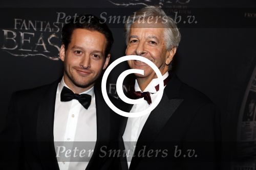 Amsterdam 15 november 2016
Premiere Fantastic beasts in Tuschinski. Ronald Plasterk met zoon