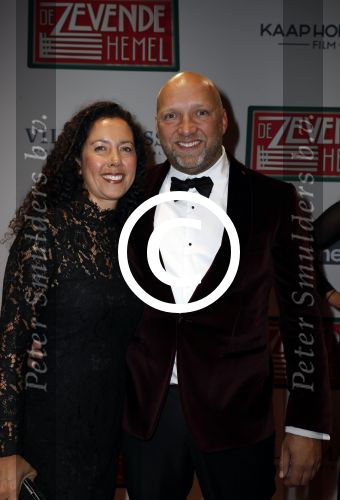 Amsterdam 14 november 2016
Premiere de zevende hemel in theater Carre. Ruben v d Meer met zijn vrouw