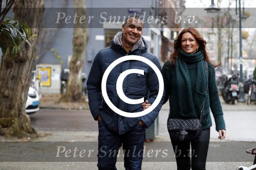 Amsterdam 13 december 2016 
Ruud Gullit op de cornelis schuytstraat met zijn vriendin Karin de Rooij
