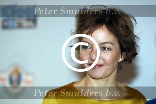 Utrecht 26 november 2016
Premiere Mees Kees in Utrecht met in hoofdrollen  Sanne Wallis de Vries Leendert de Ridder en Maarten Heijmans. Sanne Wallis de Vries met kinderen