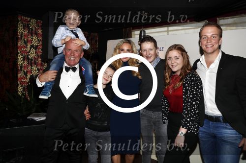 Hoorn 15 december 2016
Sonja Bakker presenteert haar 5e boek wat ze samen met Lidl uitgeeft. Haar man Jan Reus en alle kinderen zijn aanwezig