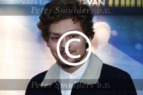 Amsterdam 10 december 2016
Premiere Sing in pathe arena. Holly Brood met vriend Soy Kroon