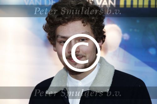 Amsterdam 10 december 2016
Premiere Sing in pathe arena. Holly Brood met vriend Soy Kroon