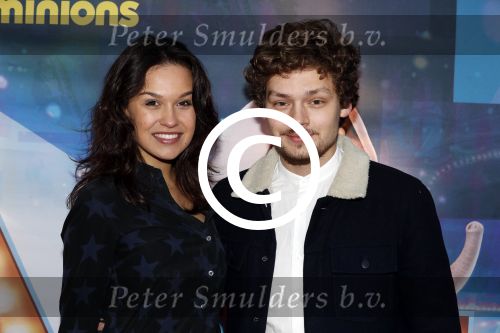 Amsterdam 10 december 2016
Premiere Sing in pathe arena. Holly Brood met vriend Soy Kroon