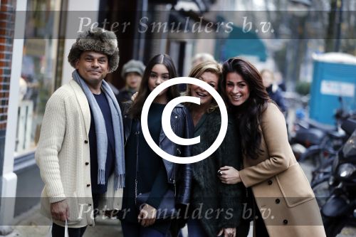 Amsterdam 17 december 2016 
Opening winkel Nynke Wynia door vriendin Micky Hoogendijk