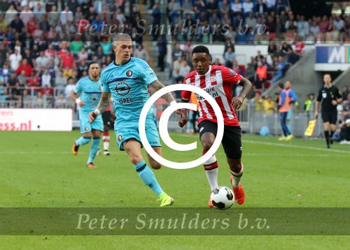Eindhoven, 18 September 2016 PSV-Feyenoord, eindstand 0-1 Kompetitie Seizoen 2016/2017
Steven Bergwijn Rick Karsdorp