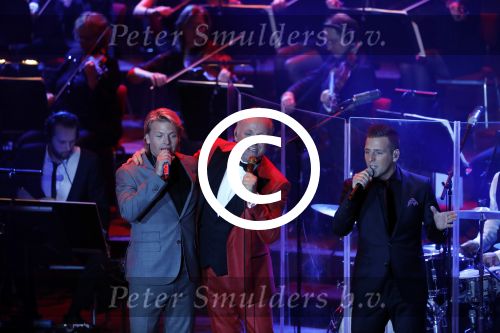 Amsterdam 28 november 2016
25 jaar Gordon artiest in het concertgebouw.
Gordon zingt met Wesley Klein en Thomas Berge