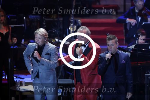 Amsterdam 28 november 2016
25 jaar Gordon artiest in het concertgebouw.
Gordon zingt met Wesley Klein en Thomas Berge