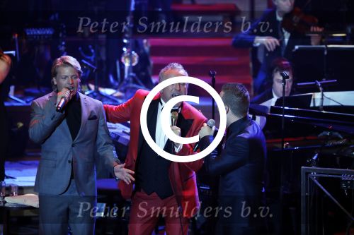Amsterdam 28 november 2016
25 jaar Gordon artiest in het concertgebouw.
Gordon zingt met Wesley Klein en Thomas Berge