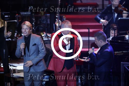 Amsterdam 28 november 2016
25 jaar Gordon artiest in het concertgebouw.
Gordon zingt met Wesley Klein en Thomas Berge
