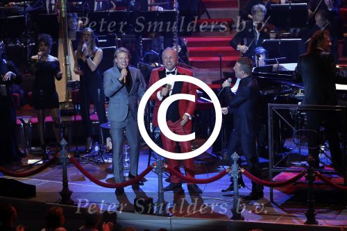 Amsterdam 28 november 2016
25 jaar Gordon artiest in het concertgebouw.
Gordon zingt met Wesley Klein en Thomas Berge