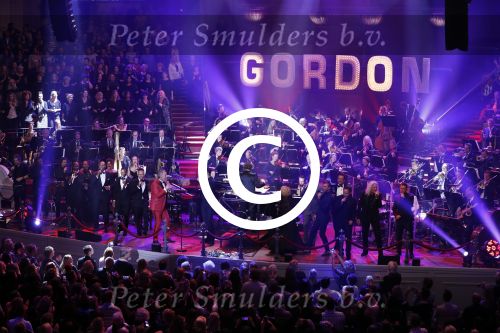 Amsterdam 28 november 2016
25 jaar Gordon artiest in het concertgebouw.
Gordon zingt met Wesley Klein en Thomas Berge