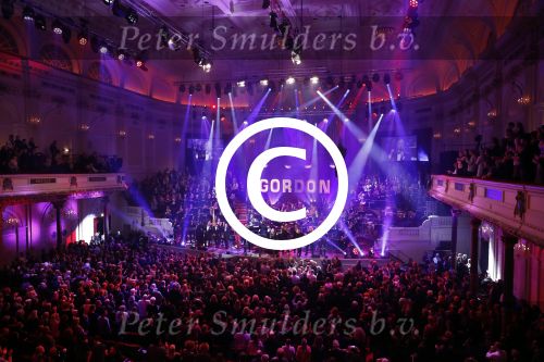 Amsterdam 28 november 2016
25 jaar Gordon artiest in het concertgebouw.
Gordon zingt met Wesley Klein en Thomas Berge