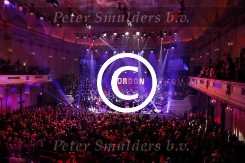 Amsterdam 28 november 2016
25 jaar Gordon artiest in het concertgebouw.
Gordon zingt met Wesley Klein en Thomas Berge