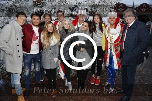 Kaatsheuvel 16 november 2016
Opnames videoclip Toppers met Rene Froger Gerard Joling Jeroen v d Boom Maxim Froger Danny Froger Lee Towers Andre Hazes jr O Gene en Maan. Opnames vonden plaats in de efteling.