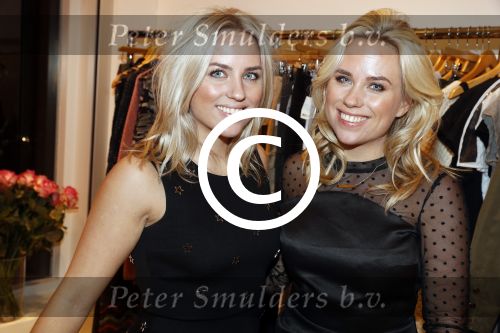 Amsterdam 15 december 2016 
Presentatie sieradenlijn Vedder en Vedder ( Anne en Esther) bij Velvet op de cornelis schuytstraat