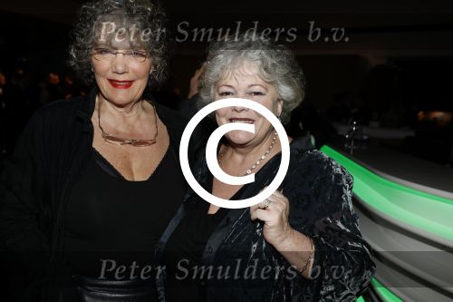 Amsterdam 8 december 2016
15e luxury fair in de RAI. Willeke v Ammelrooij met zus