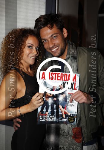 Amsterdam 22 november 2016
Presentatie Amsterdam XXXL magazine uitgegeven door Mark Teurlings bij gassan diamonds. Yvette Teurlings