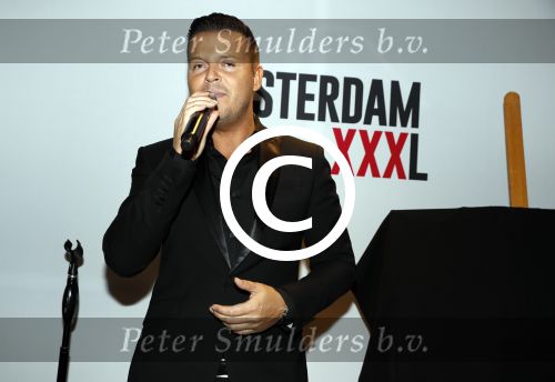 Amsterdam 22 november 2016
Presentatie Amsterdam XXXL magazine uitgegeven door Mark Teurlings bij gassan diamonds.