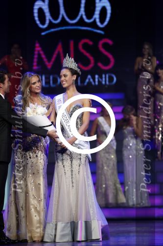 Hilversum 26 september 2016
Finale miss Nederland verkiezing in studio 21. Kim Kotter en Viktor Brand presenteren het. Winares Zoey Ivory