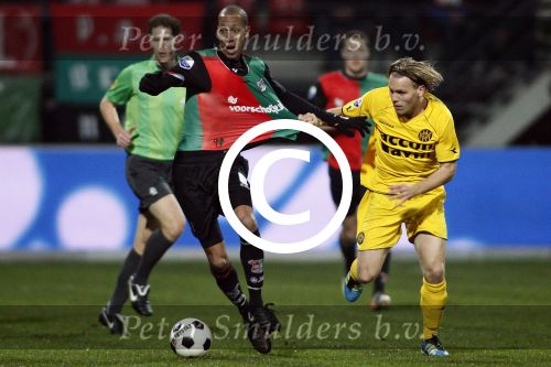 NEC - Roda JC  18-11-2011 Eredivisie, 2011-2012 1 - 2
VVV player Ryan Koolwijk (L),  Roda JC player Ruud Vormer (R).
Photo: EIB/Ton Niessing