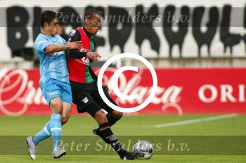 NEC - Heracles Almelo 27-08-2011 Eredivisie, 2011-2012 
NEC player Ryan Koolwijk (R),  Heracles Almelo player Everton (L)
Photo: EIB/Ton Niessing