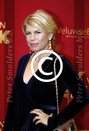 Amsterdam 27 november 2017
Premiere gek van geluk in Tuschinski. Anne-Marie Jung met een vriendin