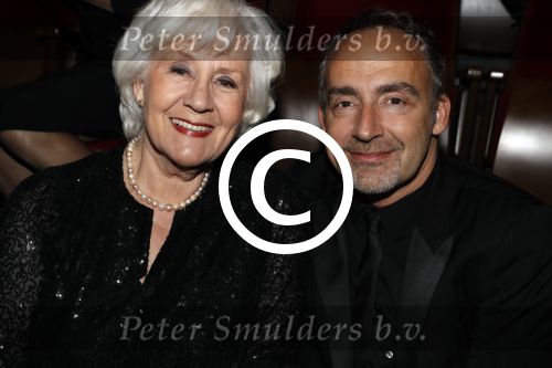 Amsterdam 20 november 2017
Musical awards voor amateurs in Carre. Annewil Blankers met zoon